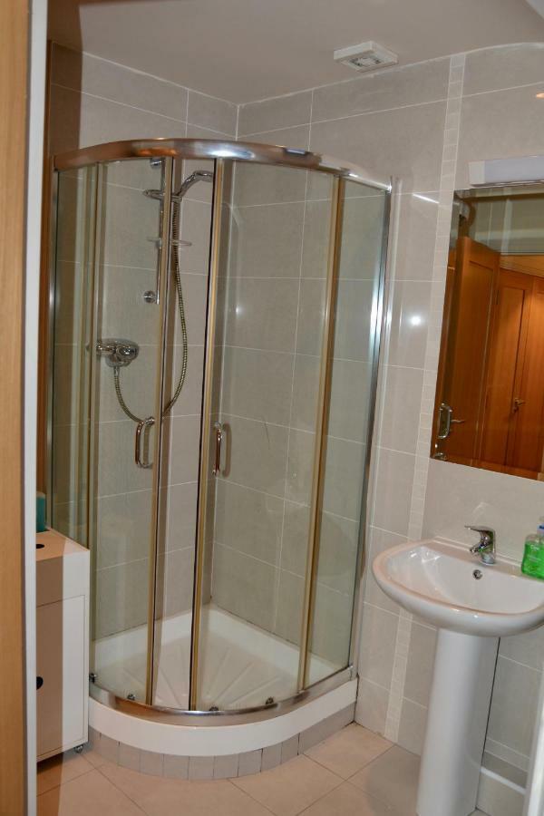 3, Oakleigh House, Donnybrook Hill, Douglas